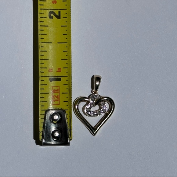 10kt double heart ❤️ pendant - Picture 11 of 13